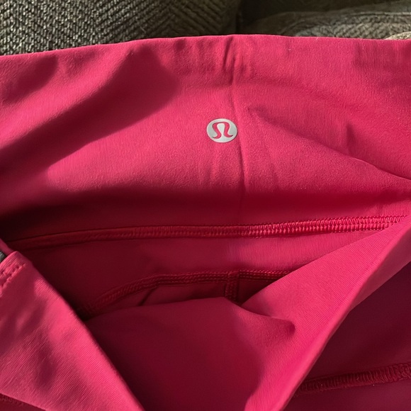 Maroon/red lululemon leggings - Picture 2 of 3